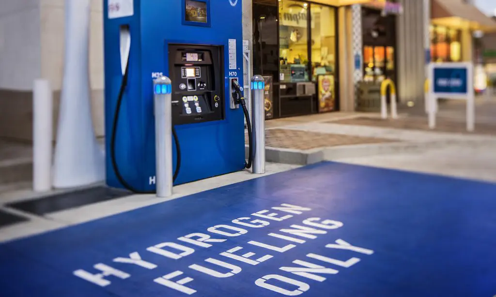 Hydrogen fueling station